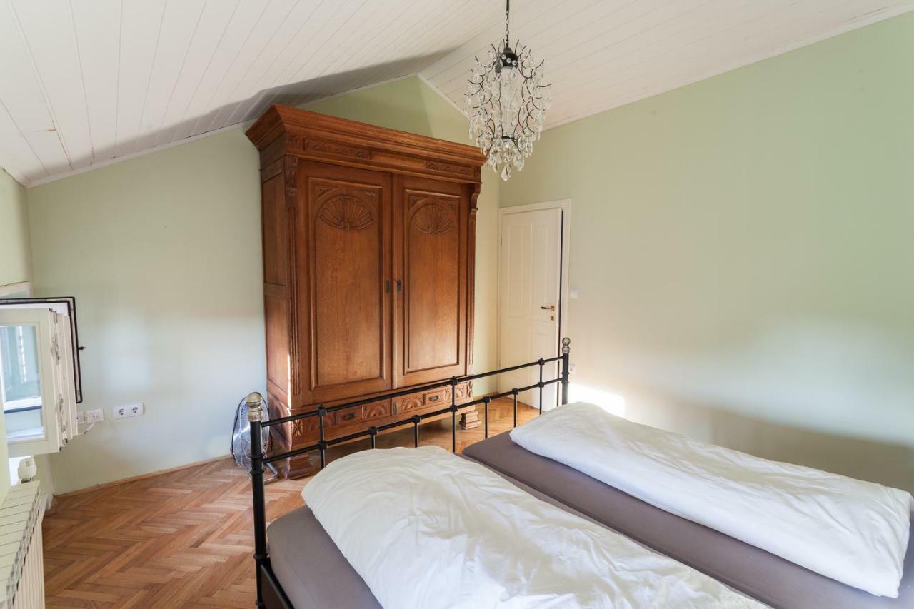 Guesthouse Galeb Vrsar Bagian luar foto