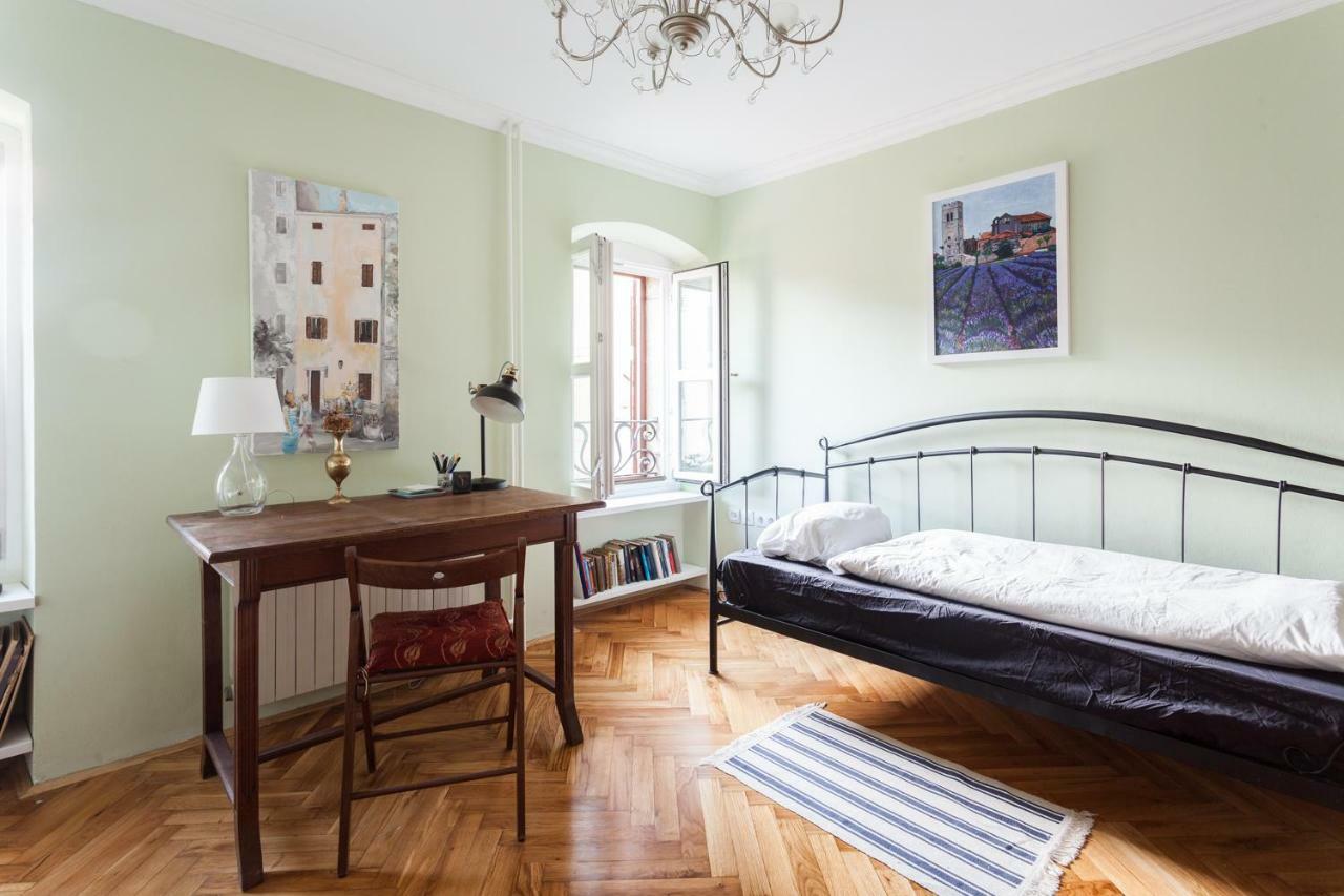Guesthouse Galeb Vrsar Bagian luar foto