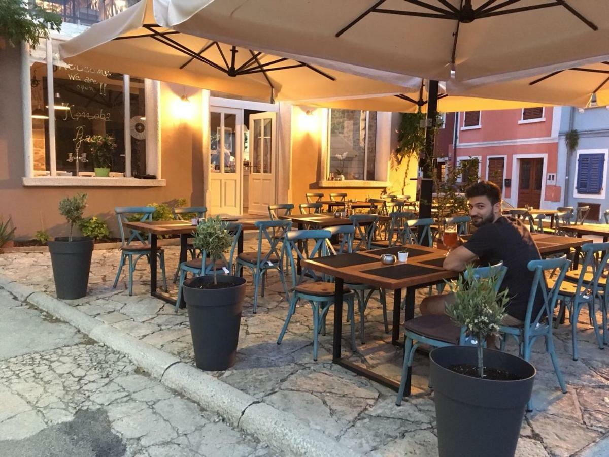 Guesthouse Galeb Vrsar Bagian luar foto